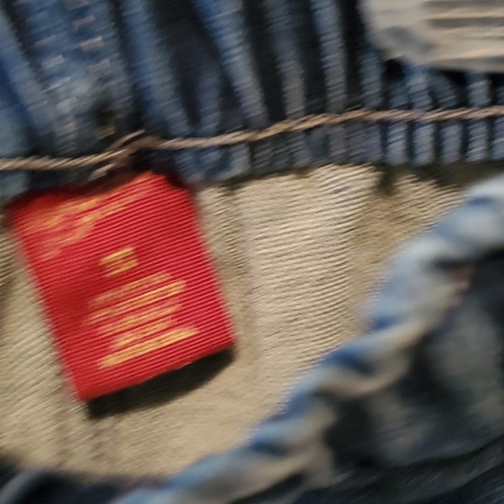 Jeans - Picture 2 of 3